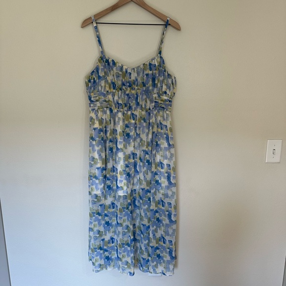 Abercrombie & Fitch Dresses & Skirts - ABERCROMBIE & FITCH Floral Spaghetti Strap Midi Dress